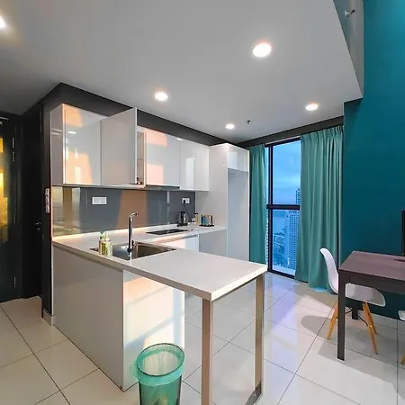 High Rise Almas Duplex Suites With Beautiful Sea View Nusajaya  Exterior photo