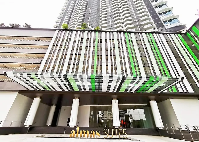 High Rise Almas Duplex Suites With Beautiful Sea View